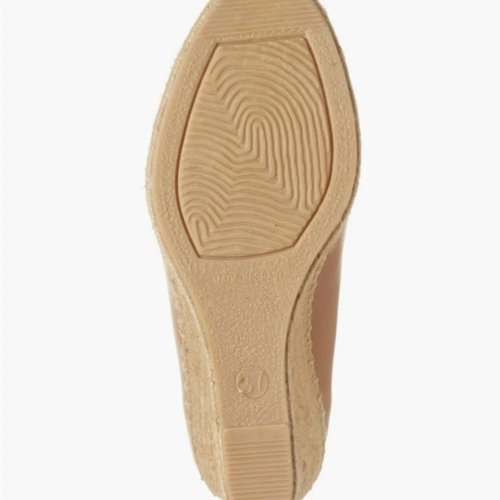 NEW Penelope Chilvers Espadrilles Sz 9